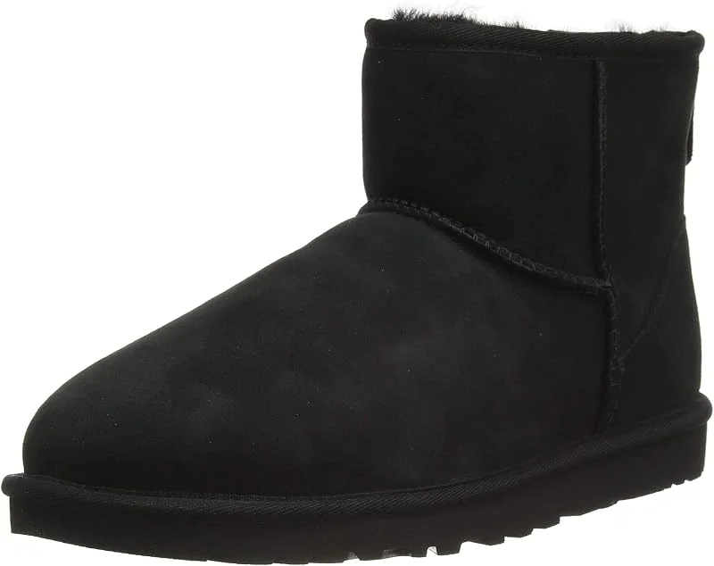 UGG Mini Classic Stivali Donna — Abbigliamento riscaldato